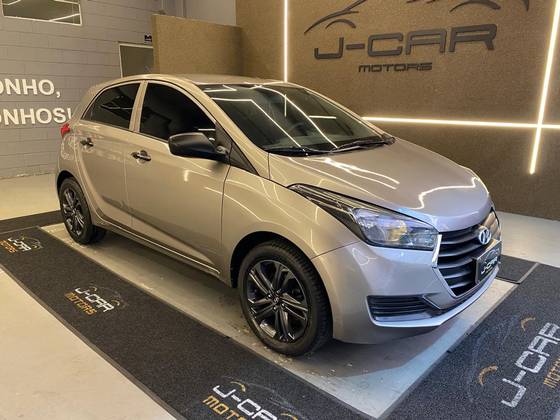 HYUNDAI HB20 1.0 COMFORT PLUS 12V FLEX 4P MANUAL